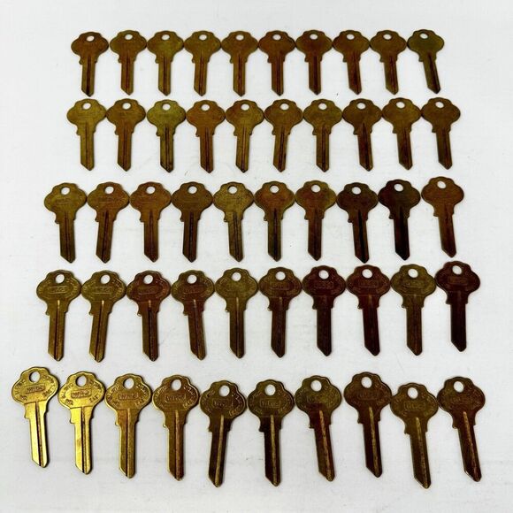 WR-2‎ Curtis Brass Key Blanks Lot Of 50 Vintage Uncut Eastlake - Picture 1 of 7